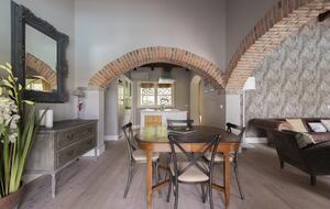 Hillside Elegance with Private Pool - Fortunago, Italy