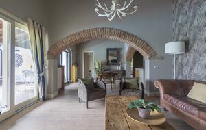 Hillside Elegance with Private Pool - Fortunago, Italy