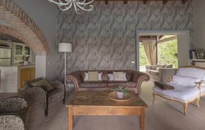 Hillside Elegance with Private Pool - Fortunago, Italy