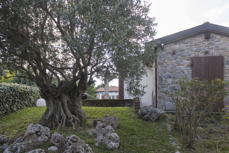 Hillside Elegance with Private Pool - Fortunago, Italy