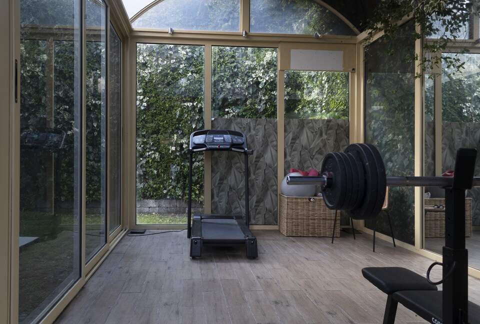 Hillside Elegance with Private Pool - Fortunago, Italy