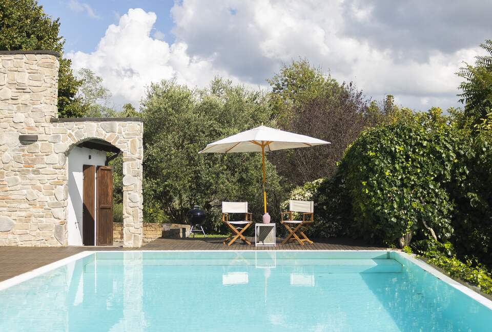 Hillside Elegance with Private Pool - Fortunago, Italy