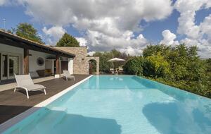 Hillside Elegance with Private Pool - Fortunago, Italy