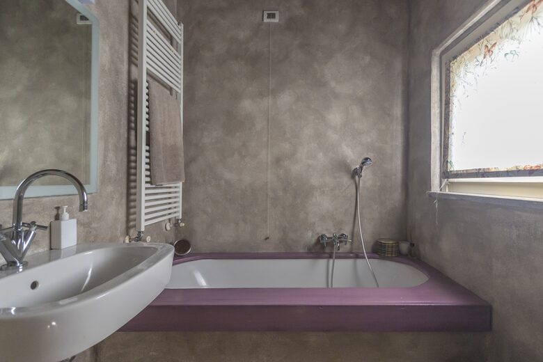 Hillside Elegance with Private Pool - Fortunago, Italy