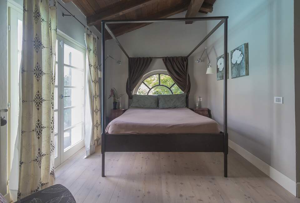 Hillside Elegance with Private Pool - Fortunago, Italy