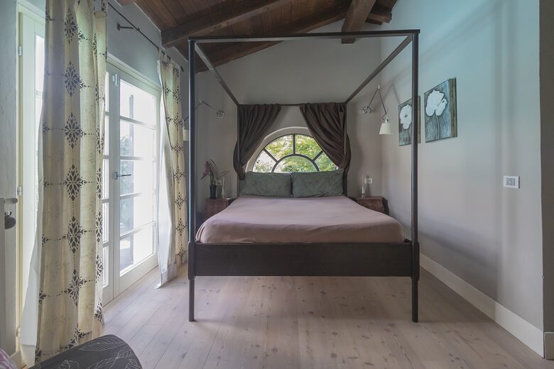 Hillside Elegance with Private Pool - Fortunago, Italy