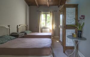 Hillside Elegance with Private Pool - Fortunago, Italy