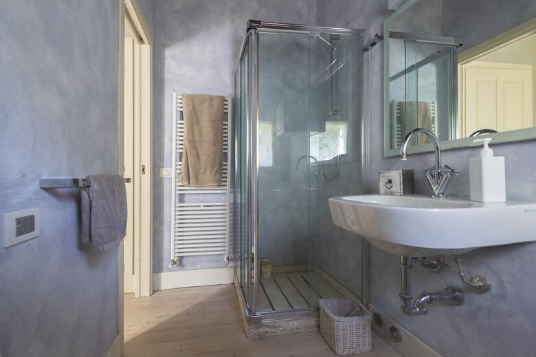 Hillside Elegance with Private Pool - Fortunago, Italy