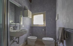 Hillside Elegance with Private Pool - Fortunago, Italy