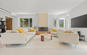 Modern Provençal Elegance in Cap d’Antibes - Antibes, France