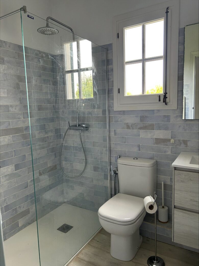 Inviting Menorcan Escape with Pool Access - Ciutadella de Menorca, Spain