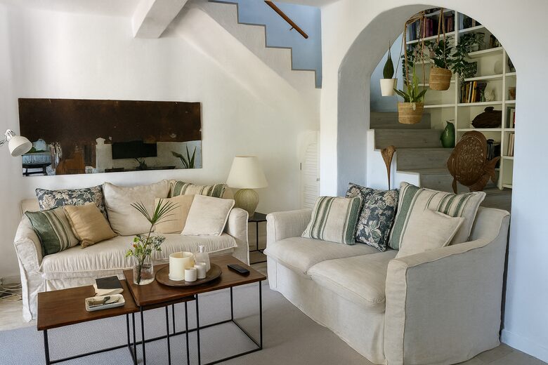 Inviting Menorcan Escape with Pool Access - Ciutadella de Menorca, Spain