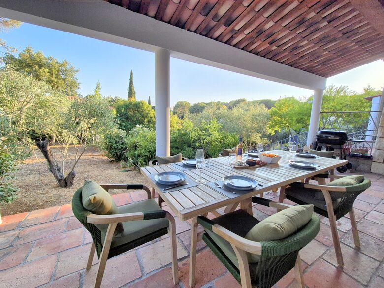 Sunlit Sophistication near Cannes - Cannes, France