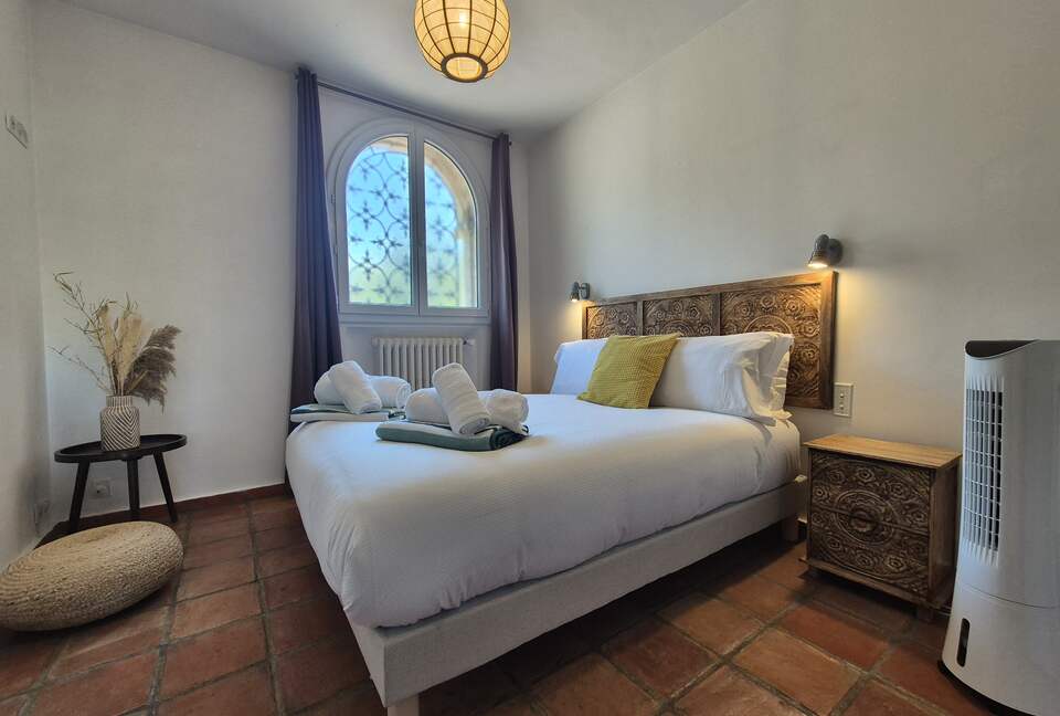 Sunlit Sophistication near Cannes - Cannes, France