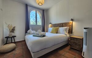 Sunlit Sophistication near Cannes - Cannes, France