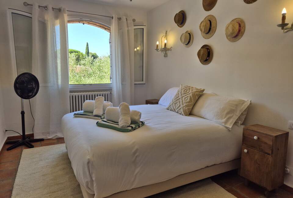 Sunlit Sophistication near Cannes - Cannes, France