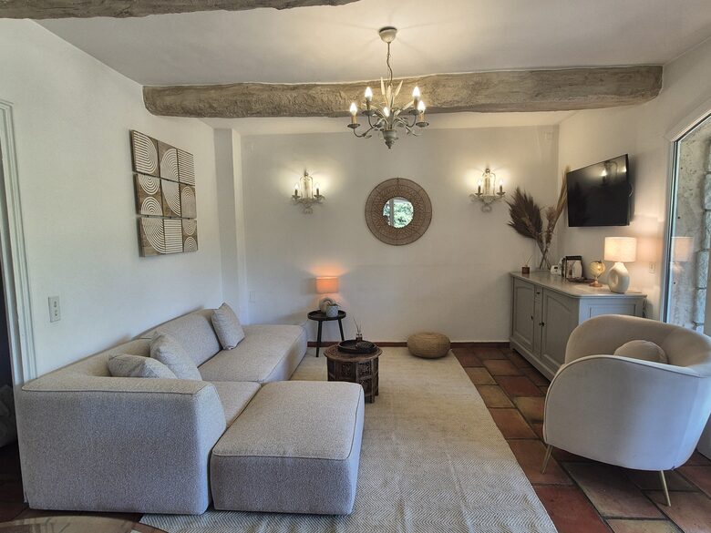 Sunlit Sophistication near Cannes - Cannes, France