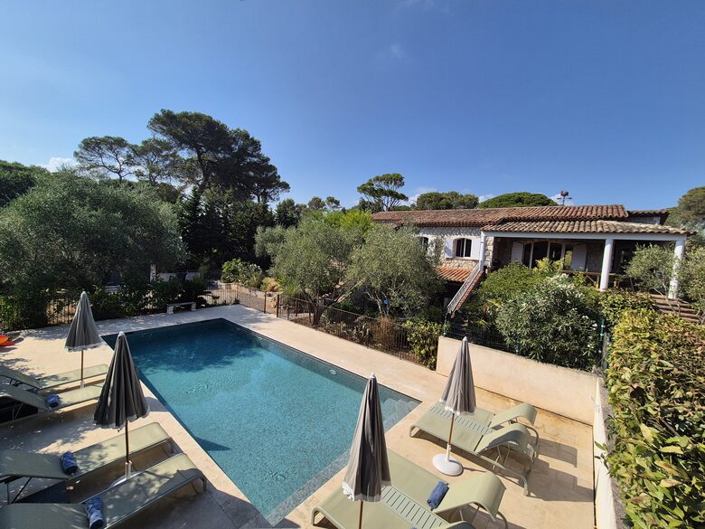 Sunlit Sophistication near Cannes - Cannes, France