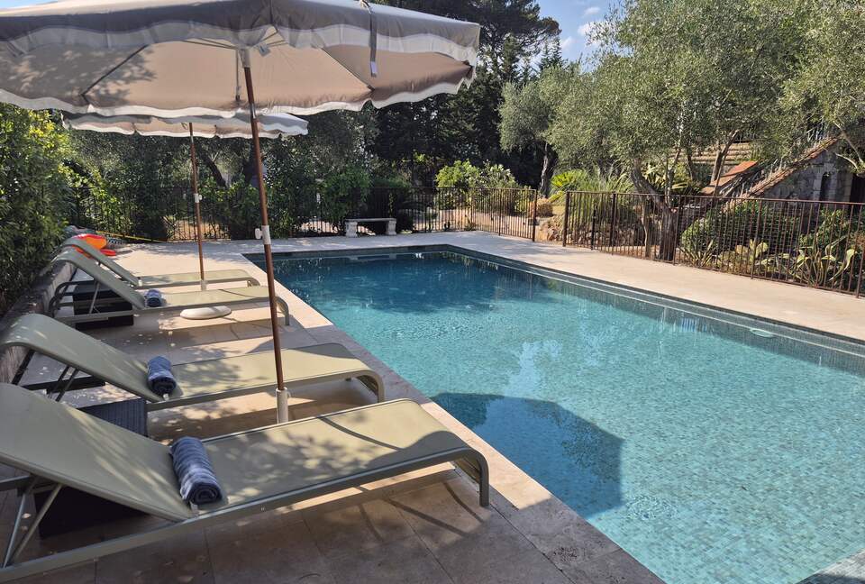 Sunlit Sophistication near Cannes - Cannes, France