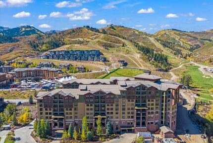 Ground-Level Condo in Park City’s Canyons Village with Panoramic Vistas - Park City, Utah