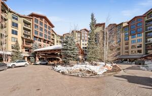 Ground-Level Condo in Park City’s Canyons Village with Panoramic Vistas - Park City, Utah