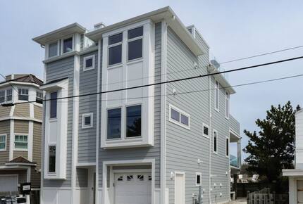 Surf City Beachfront Haven - Surf City, New Jersey