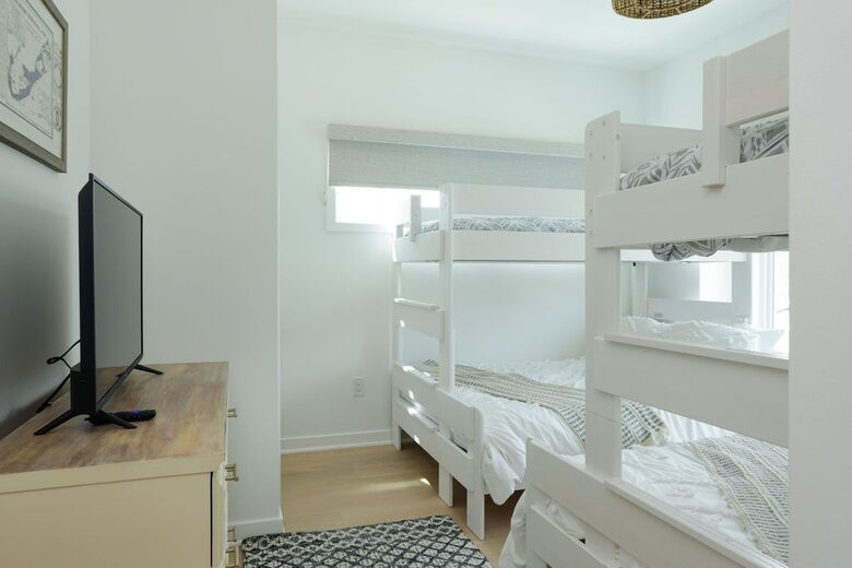 Surf City Beachfront Haven - Surf City, New Jersey