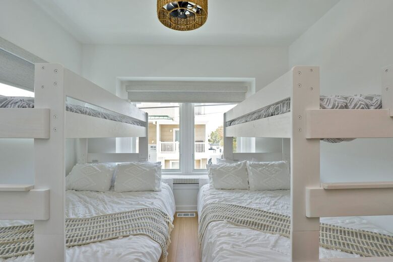 Surf City Beachfront Haven - Surf City, New Jersey