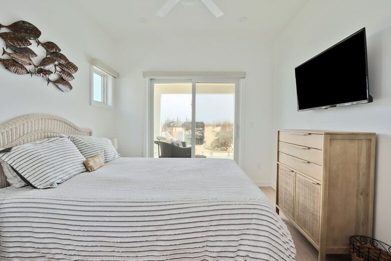 Surf City Beachfront Haven - Surf City, New Jersey