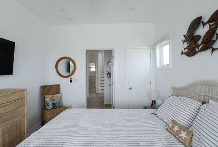 Surf City Beachfront Haven - Surf City, New Jersey