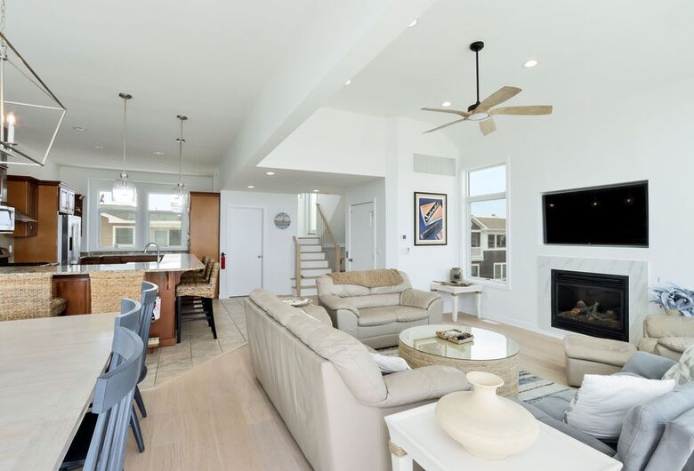 Surf City Beachfront Haven - Surf City, New Jersey