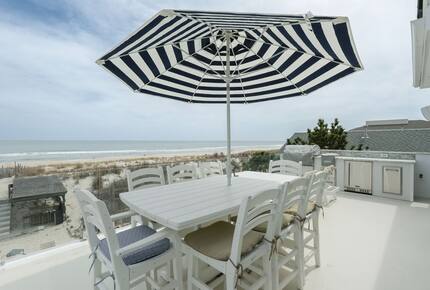 Surf City Beachfront Haven - Surf City, New Jersey