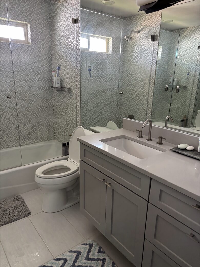 Waterfront Luxury on Lake LBJ | Dock, Outdoor Kitchen & Sunset Views - Horseshoe Bay, Texas