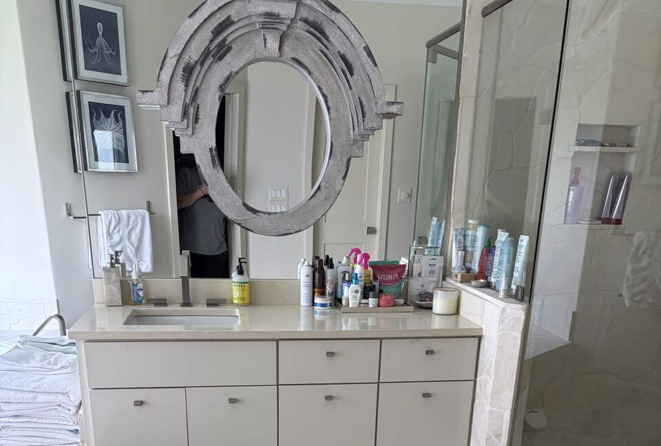 Waterfront Luxury on Lake LBJ | Dock, Outdoor Kitchen & Sunset Views - Horseshoe Bay, Texas