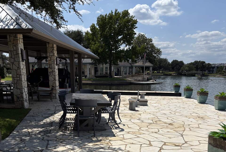 Waterfront Luxury on Lake LBJ | Dock, Outdoor Kitchen & Sunset Views - Horseshoe Bay, Texas