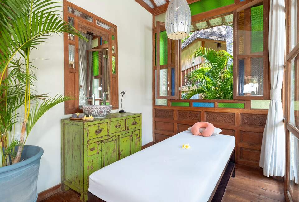 Authentic Balinese Villa with Saltwater Pool & Yoga Pavilion - Canggu, Indonesia