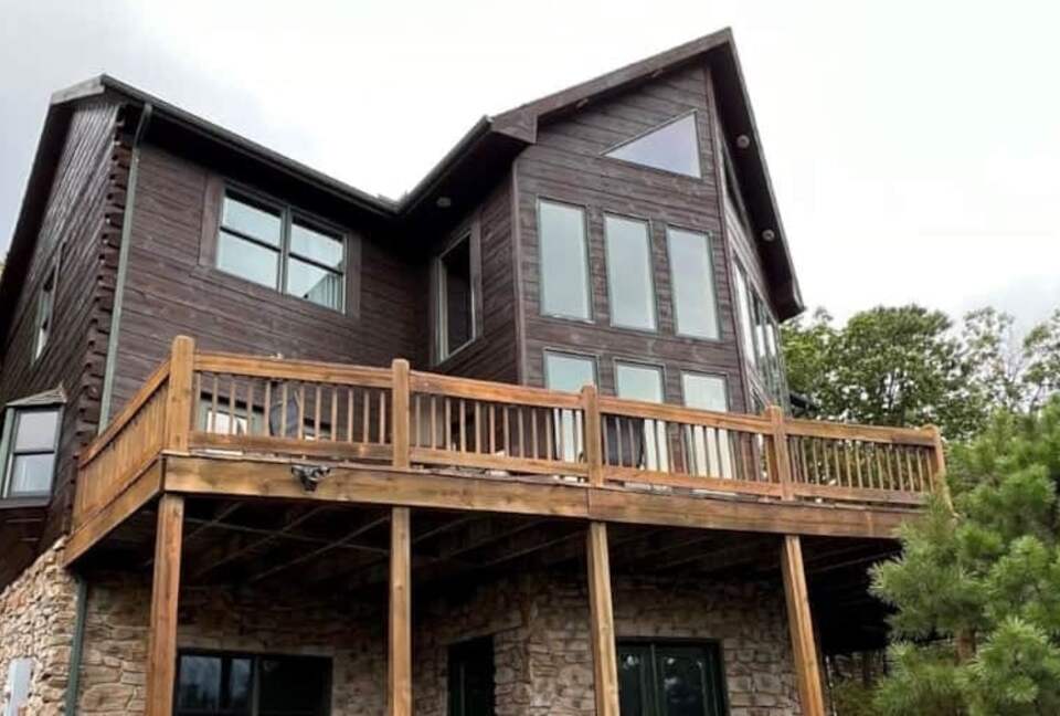 Elevated Views | Refined Massanutten Mountain Retreat - McGaheysville, Virginia