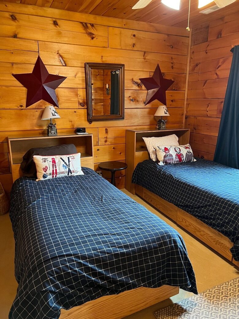 Elevated Views | Refined Massanutten Mountain Retreat - McGaheysville, Virginia