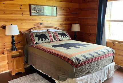 Elevated Views | Refined Massanutten Mountain Retreat - McGaheysville, Virginia