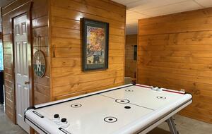 Elevated Views | Refined Massanutten Mountain Retreat - McGaheysville, Virginia