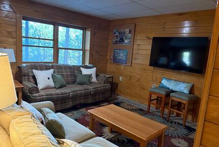 Elevated Views | Refined Massanutten Mountain Retreat - McGaheysville, Virginia