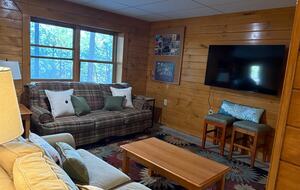 Elevated Views | Refined Massanutten Mountain Retreat - McGaheysville, Virginia