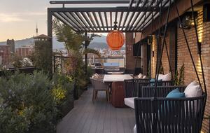 Luxury Urban Retreat Steps from Passeig de Gracia - Barcelona, Spain