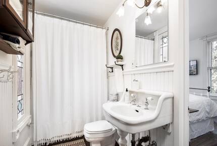 Victorian Coastal Elegance in Barnegat Light - Barnegat Light, New Jersey