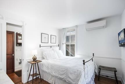 Victorian Coastal Elegance in Barnegat Light - Barnegat Light, New Jersey