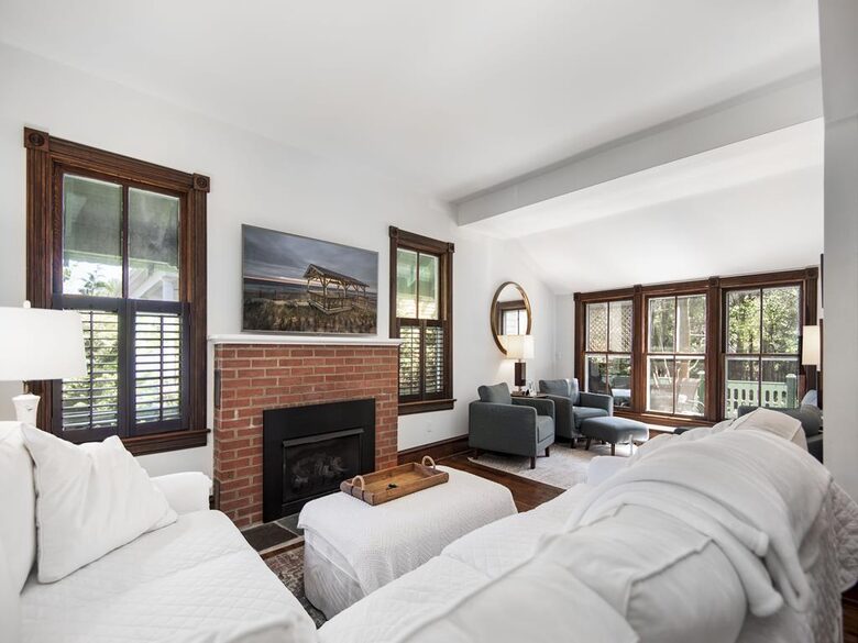 Victorian Coastal Elegance in Barnegat Light - Barnegat Light, New Jersey