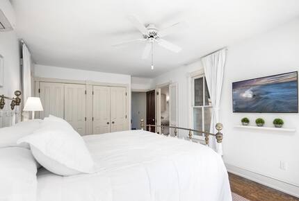 Victorian Coastal Elegance in Barnegat Light - Barnegat Light, New Jersey