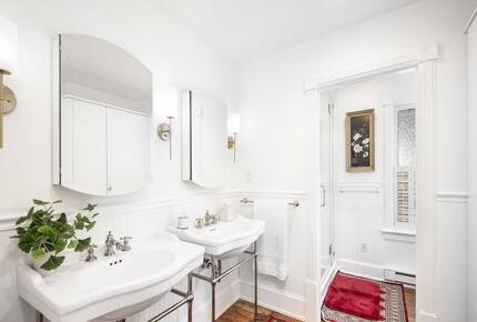 Victorian Coastal Elegance in Barnegat Light - Barnegat Light, New Jersey