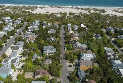 Victorian Coastal Elegance in Barnegat Light - Barnegat Light, New Jersey