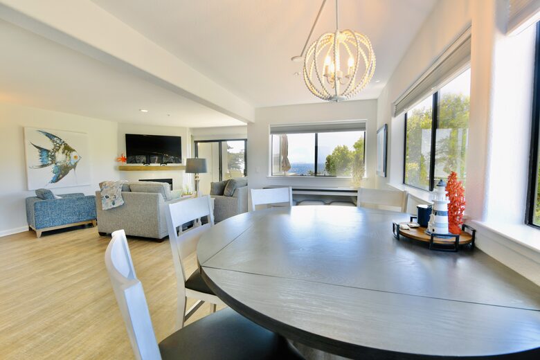 Inviting Seascape Condo by the Shore - Aptos, California